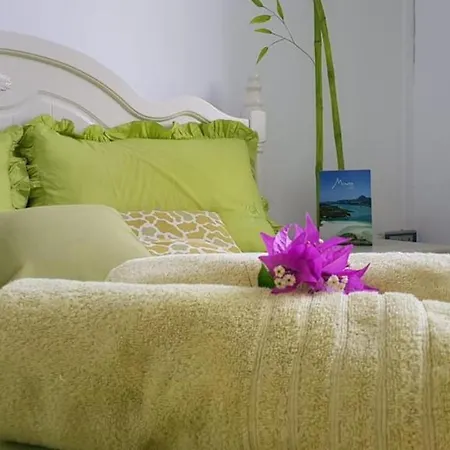 The Octagon - Family Apparts - Wing B - A Cozy Place To Stay, Start And End Your Holidays